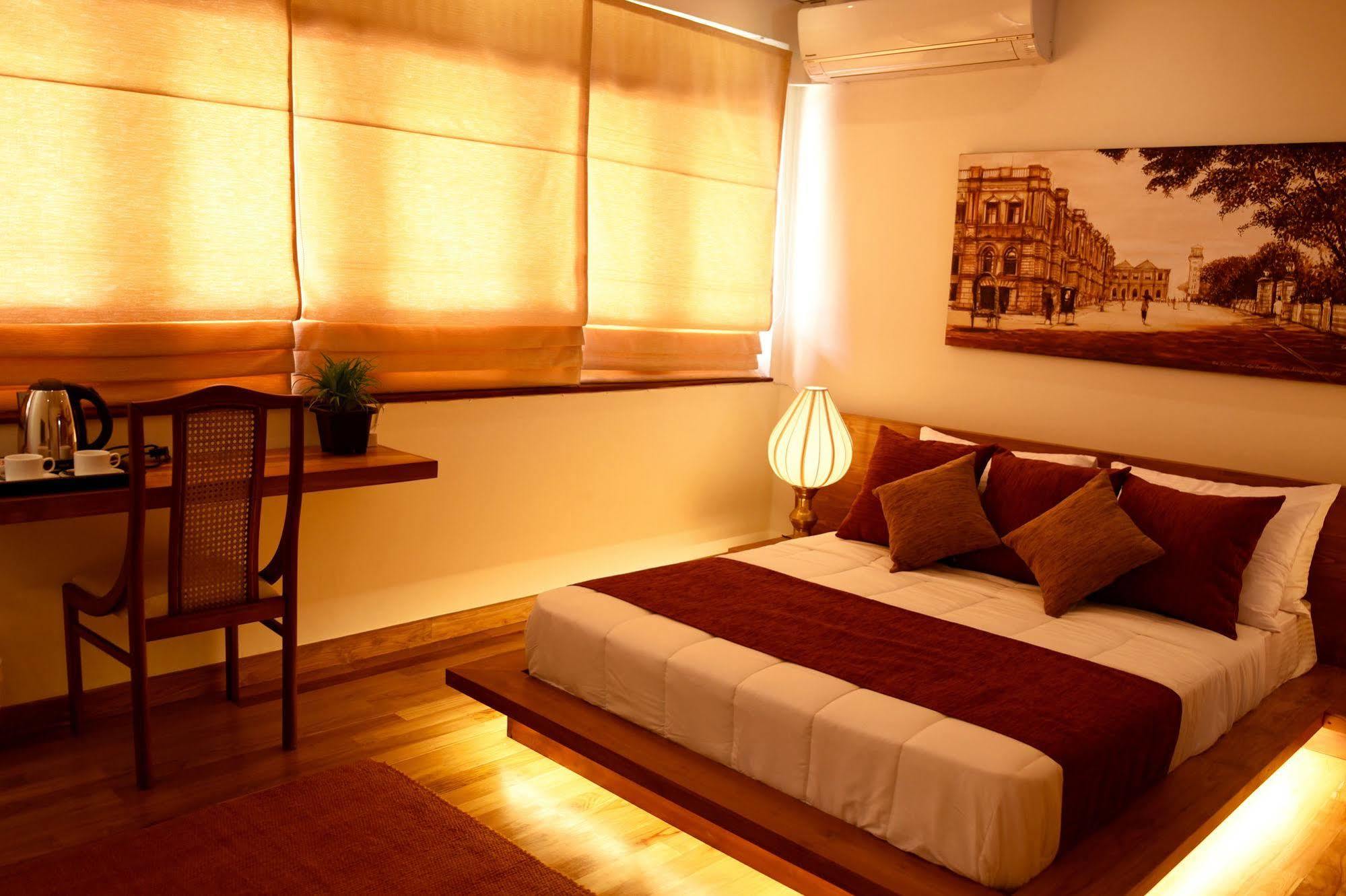 Nivasa Hotel Коломбо Екстериор снимка
