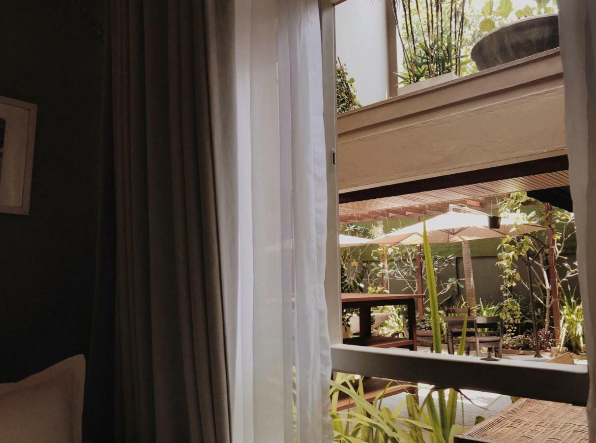 Nivasa Hotel Коломбо Екстериор снимка