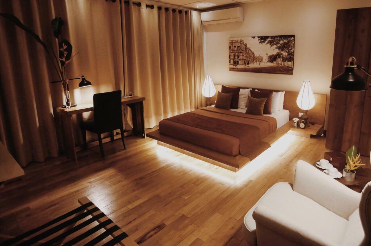 Nivasa Hotel Коломбо Екстериор снимка
