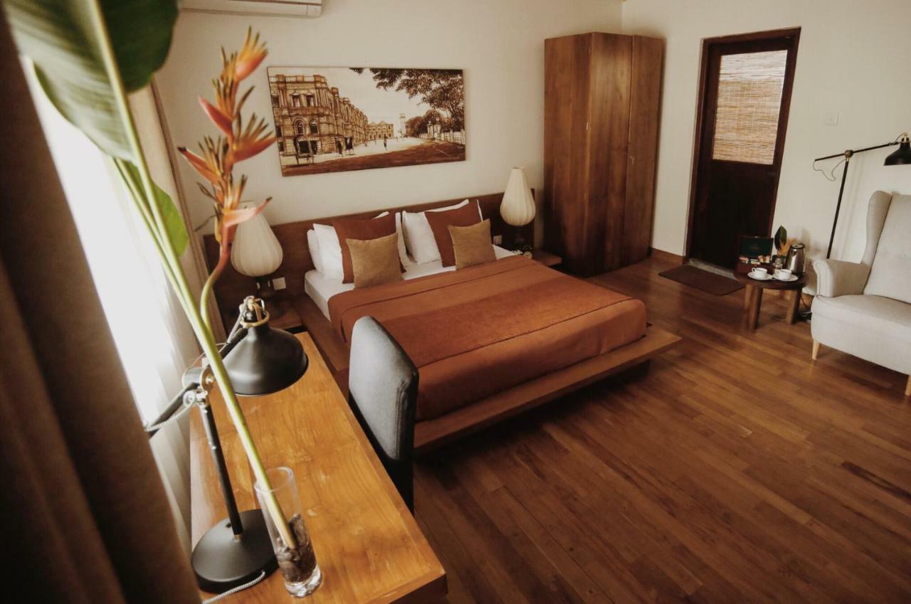 Nivasa Hotel Коломбо Екстериор снимка